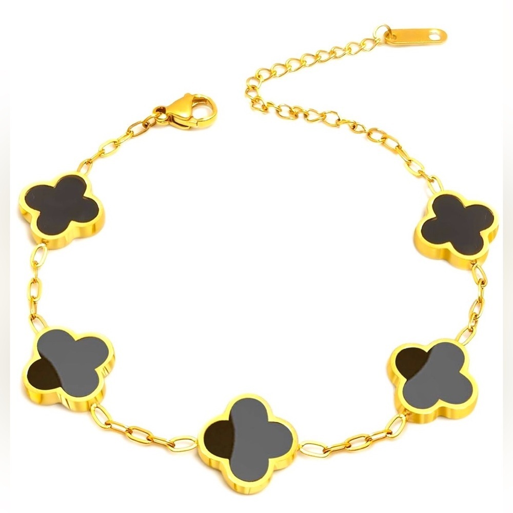 18K Gold Plated Four Leaf Clover Bracelet – Non-Tarnish Stainless Steel - Picture 4 of 8